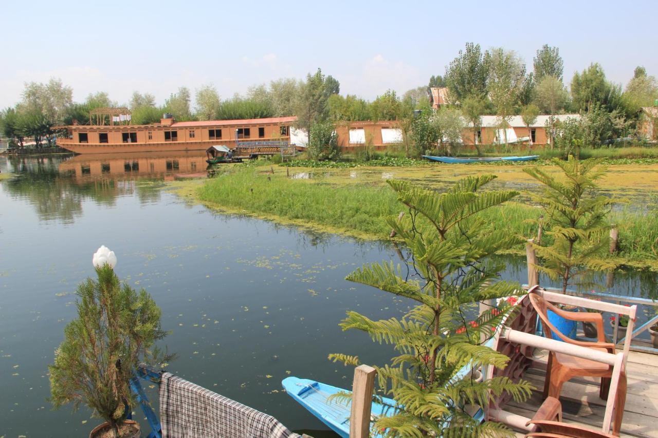 Srīnagar Umbrella Group Of House Boat酒店 外观 照片